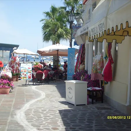 Bed & Breakfast Celestina Ischia *