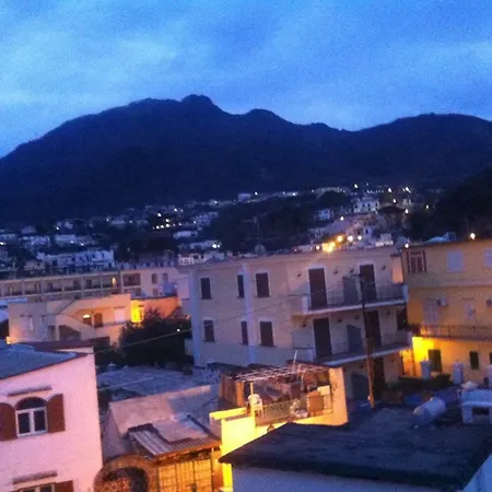 B&B Celestina Ischia 라코아메노