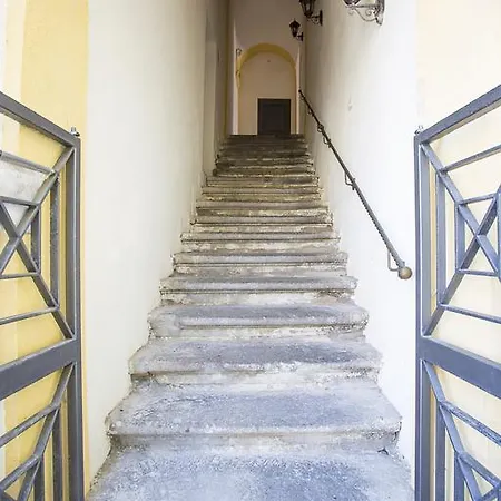 住宿加早餐酒店 Celestina Ischia 拉科阿梅诺