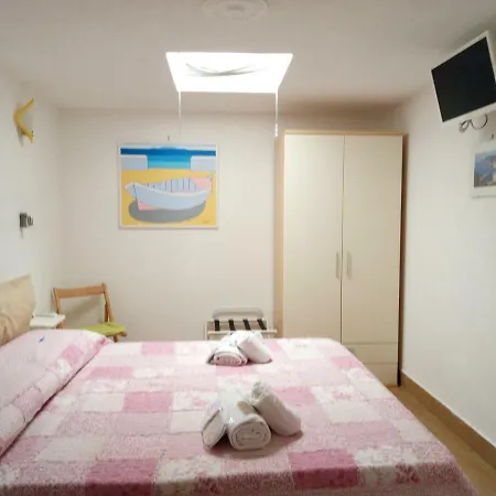 Celestina Ischia 住宿加早餐酒店