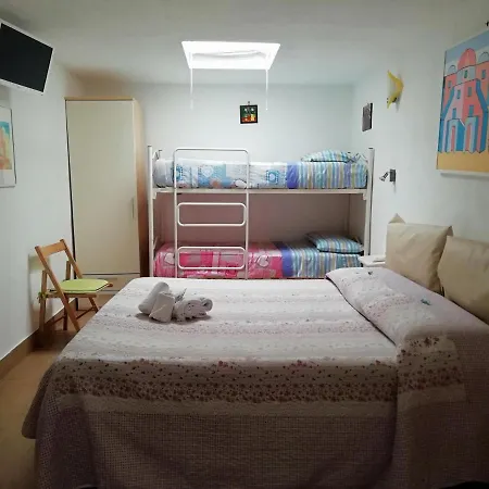 Celestina Ischia 住宿加早餐酒店 拉科阿梅诺